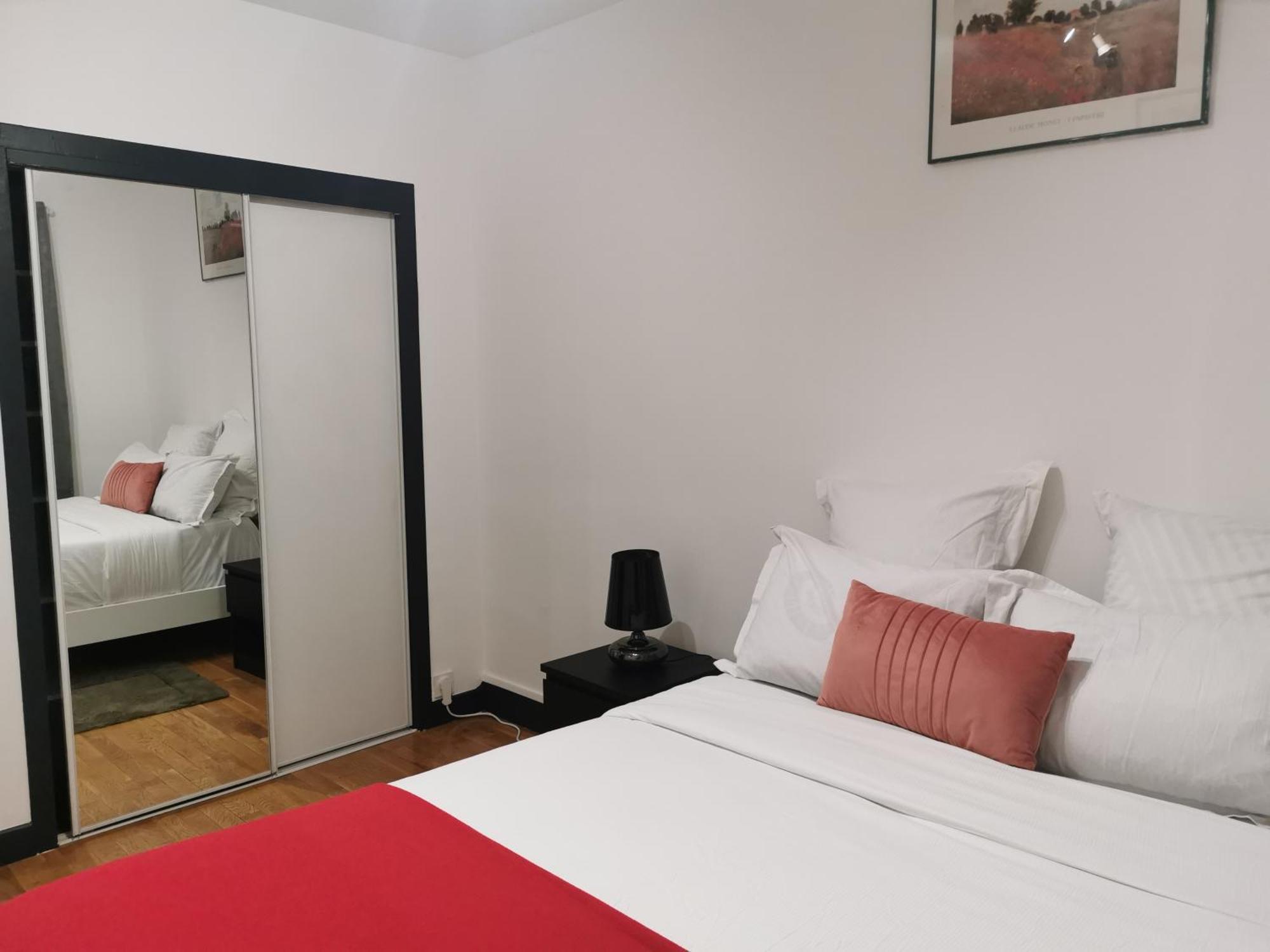 Appartement Meubles A Villeurbanne Lyon Экстерьер фото